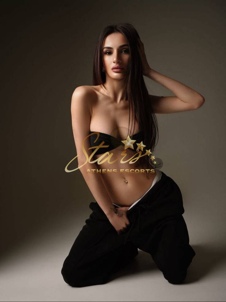 ATHENS-ESCORT-STARS-ELLA-5