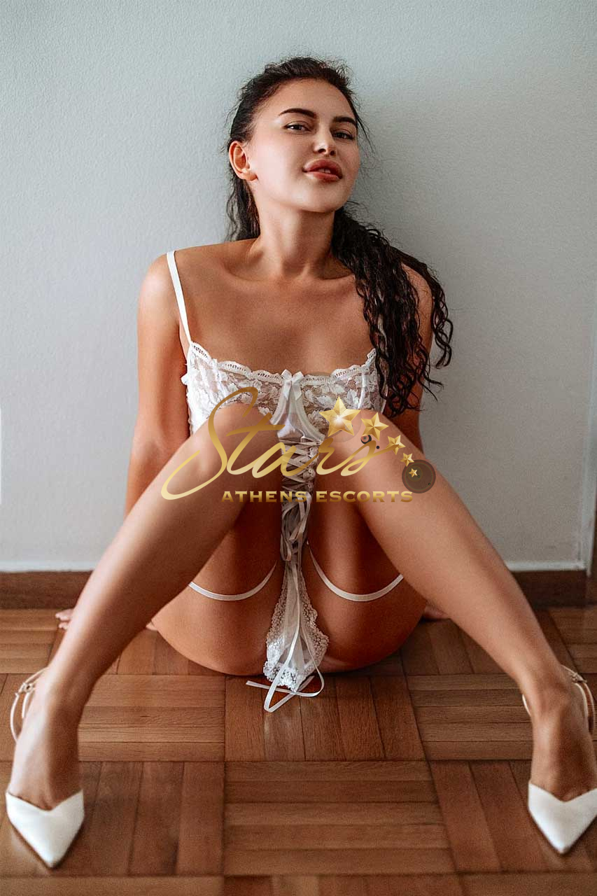 EMMA-ESCORTS-GIRL-TOP-9